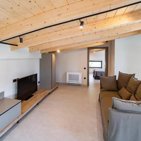 Anthelia By ヴィラ